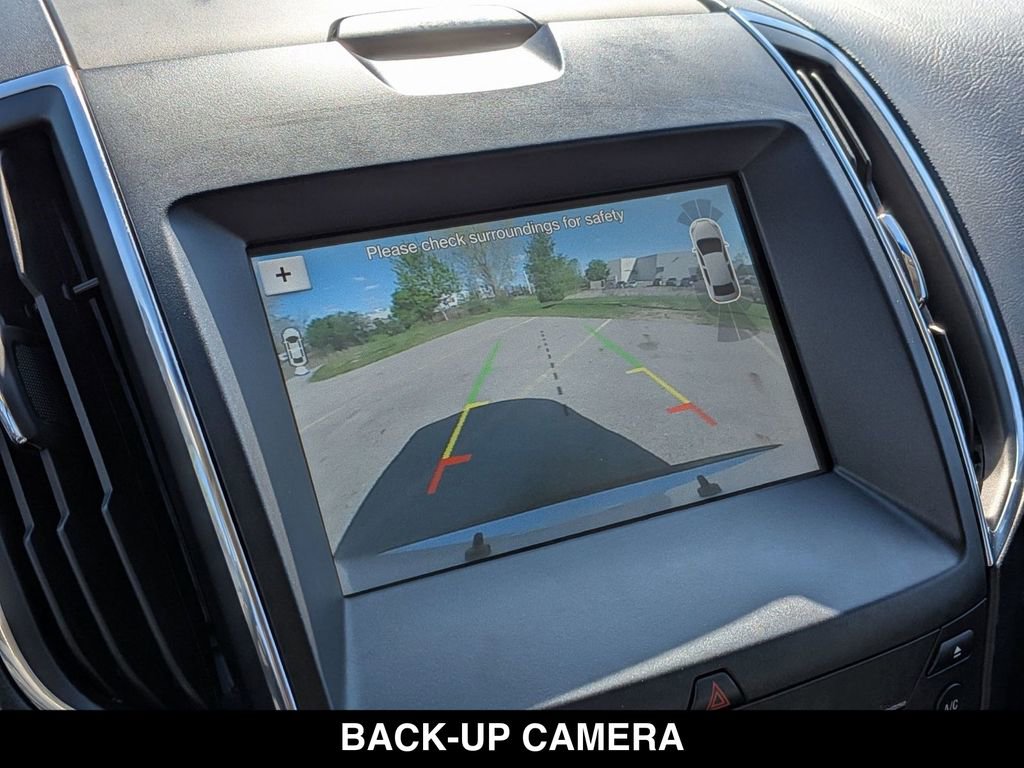 Used 2019 Ford Edge Titanium w/ Equipment Group 301A AWD/4WD image 6