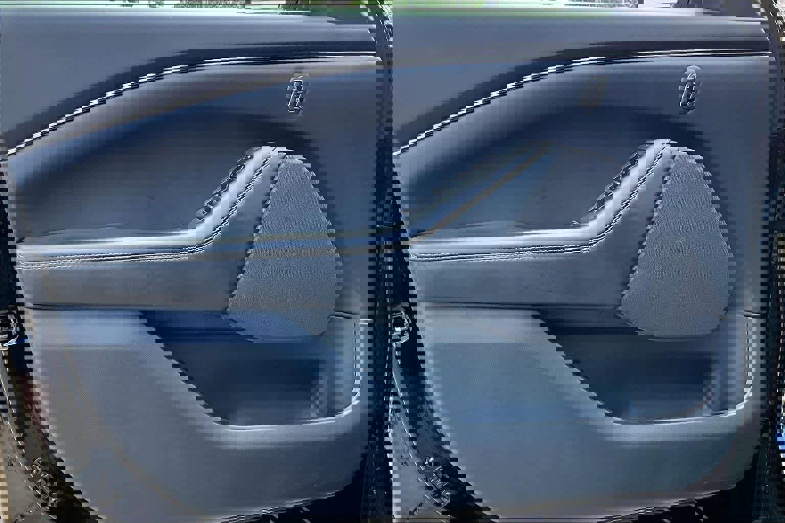 Used 2023 Ford Mustang Mach-E Select image 21