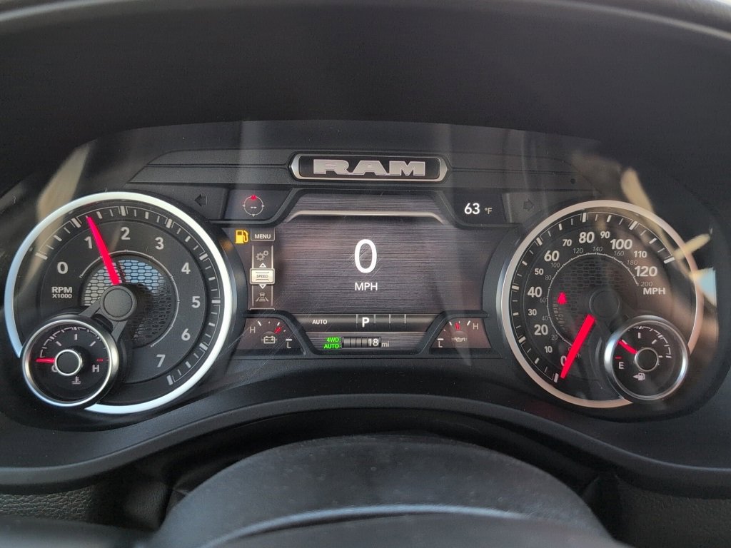 New 2026 RAM 1500 4x4 Crew Cab image 27