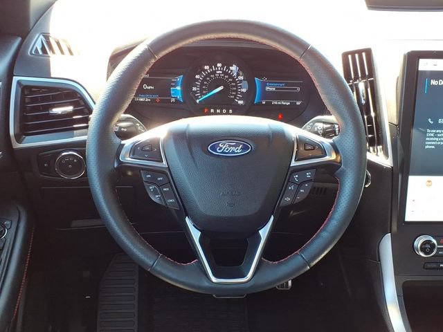 Certified 2024 Ford Edge ST-Line AWD/4WD image 12