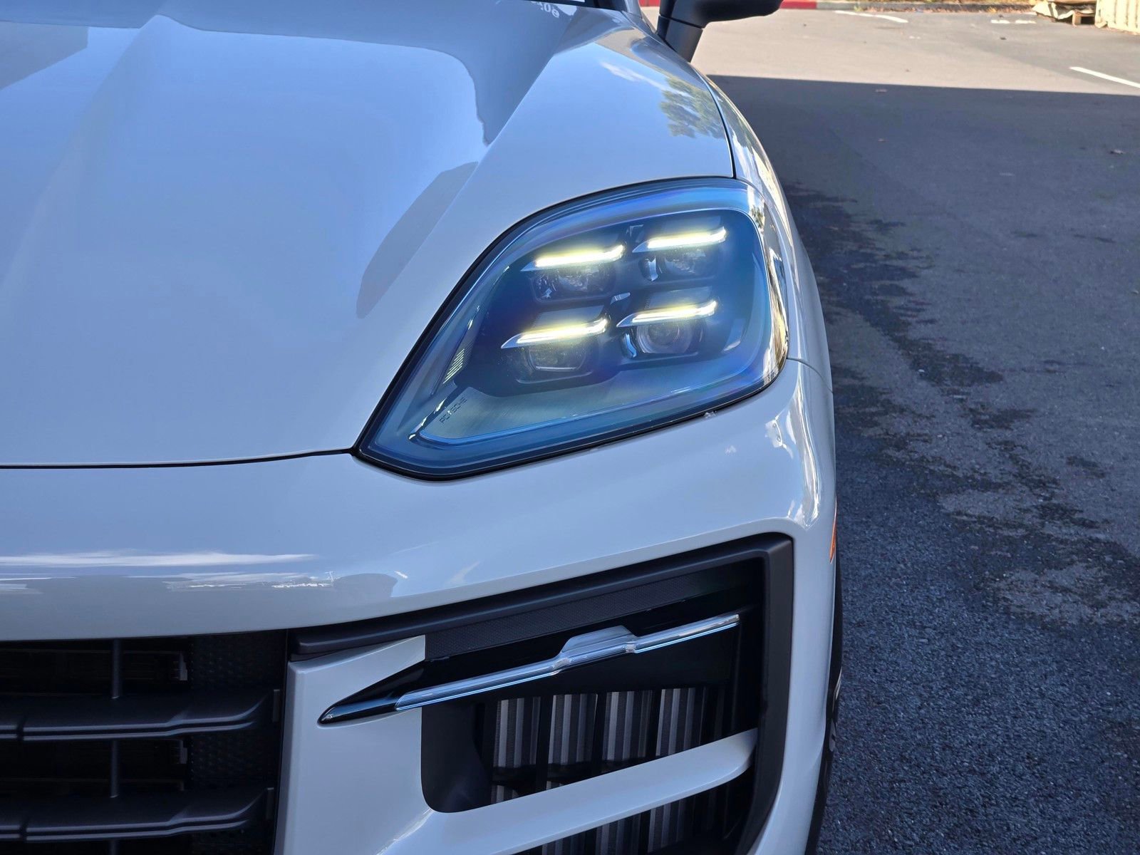 New 2026 Porsche Cayenne S AWD/4WD image 12