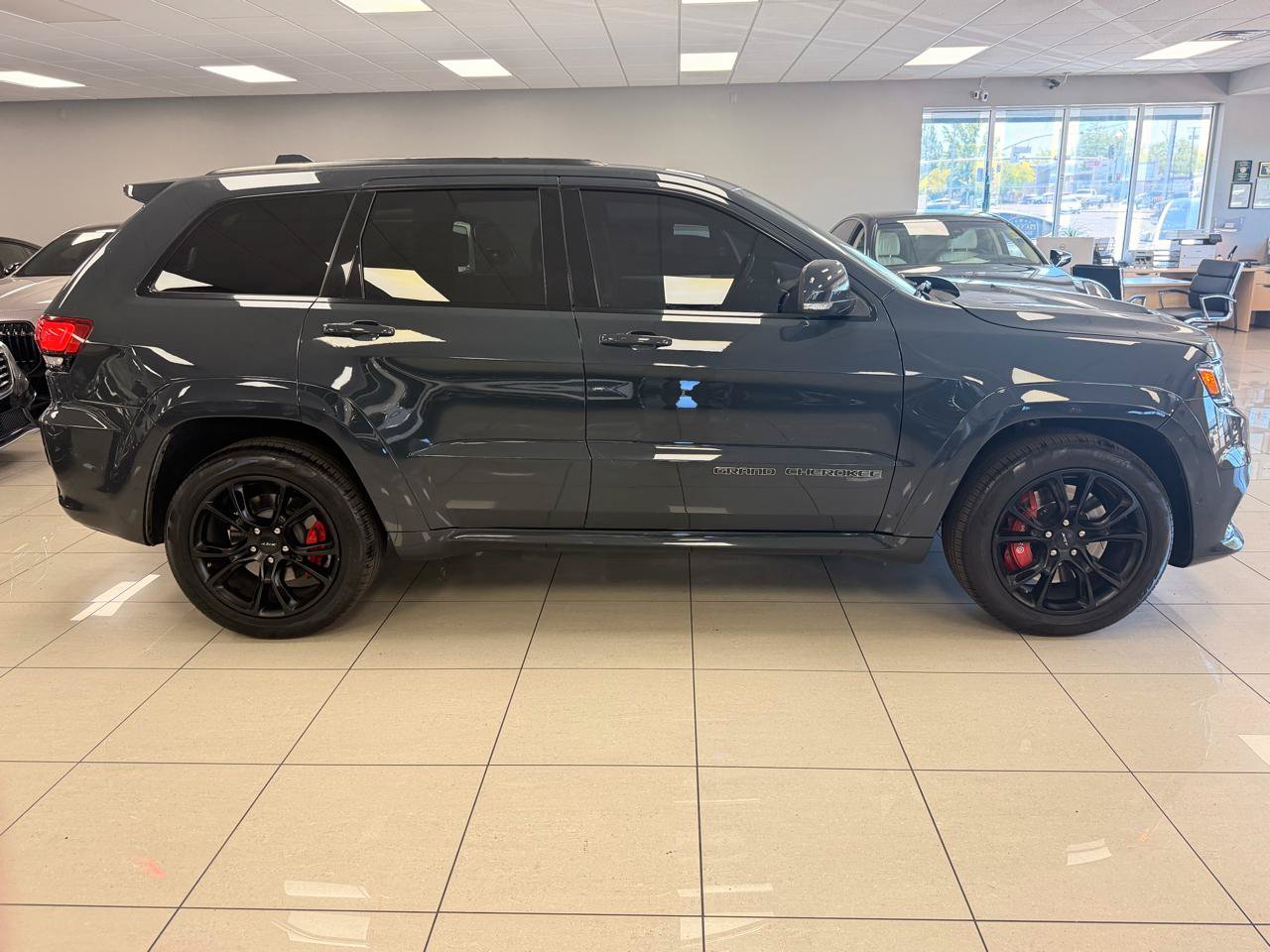 Used 2017 Jeep Grand Cherokee SRT AWD/4WD image 49