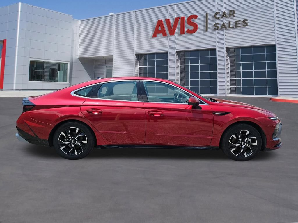 Used 2025 Hyundai Sonata SEL FWD image 7