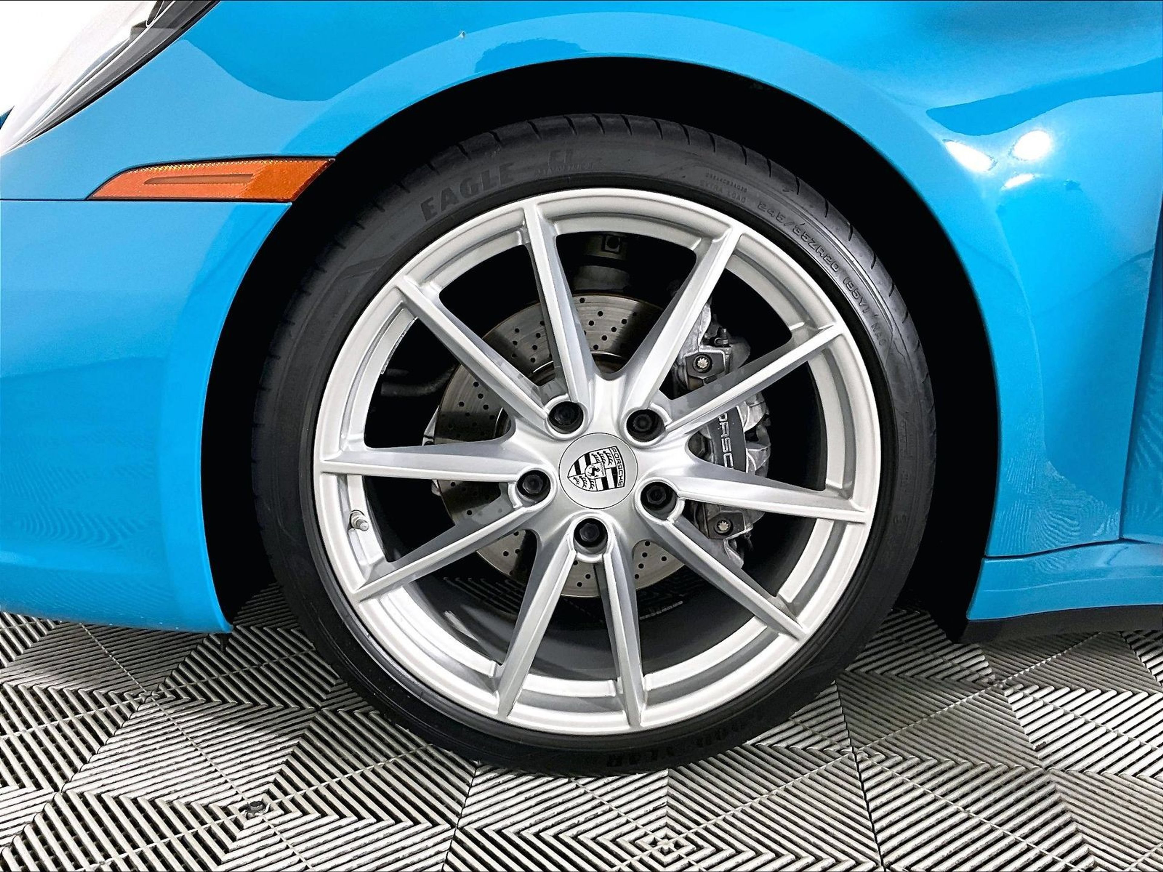 Certified 2020 Porsche 911 Carrera RWD image 26