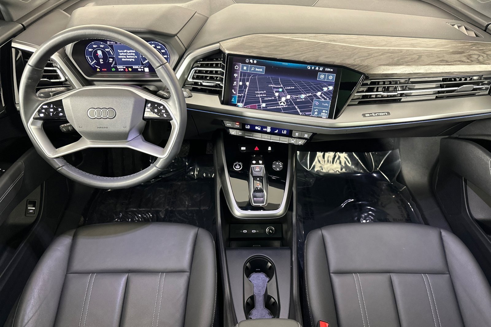 Used 2024 Audi Q4 e-tron Premium Plus w/ Premium Plus image 12