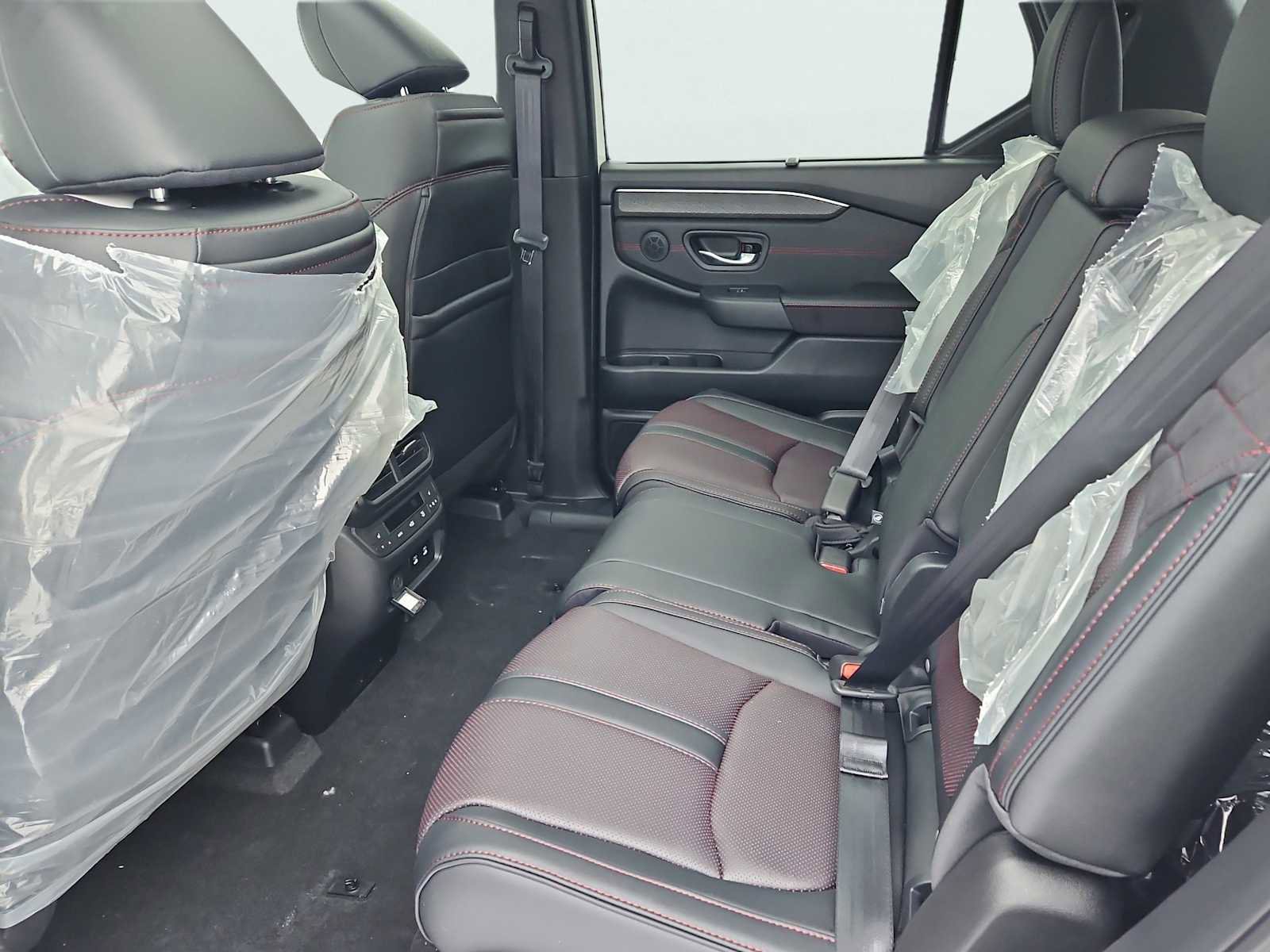 New 2026 Honda Pilot Black Edition image 23