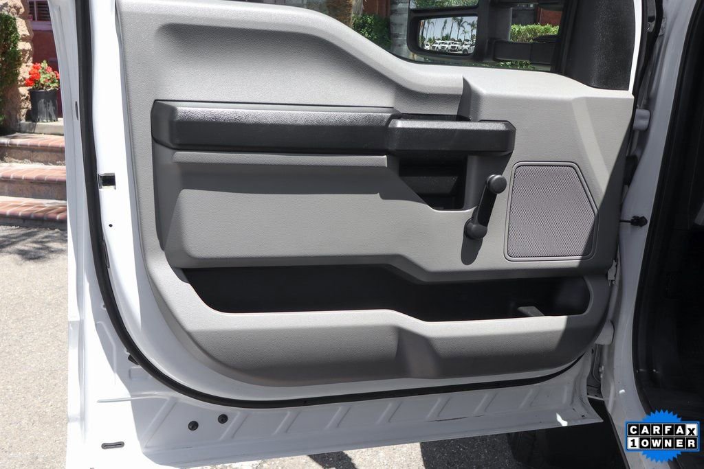 Used 2017 Ford F550 2WD Crew Cab Super Duty image 14