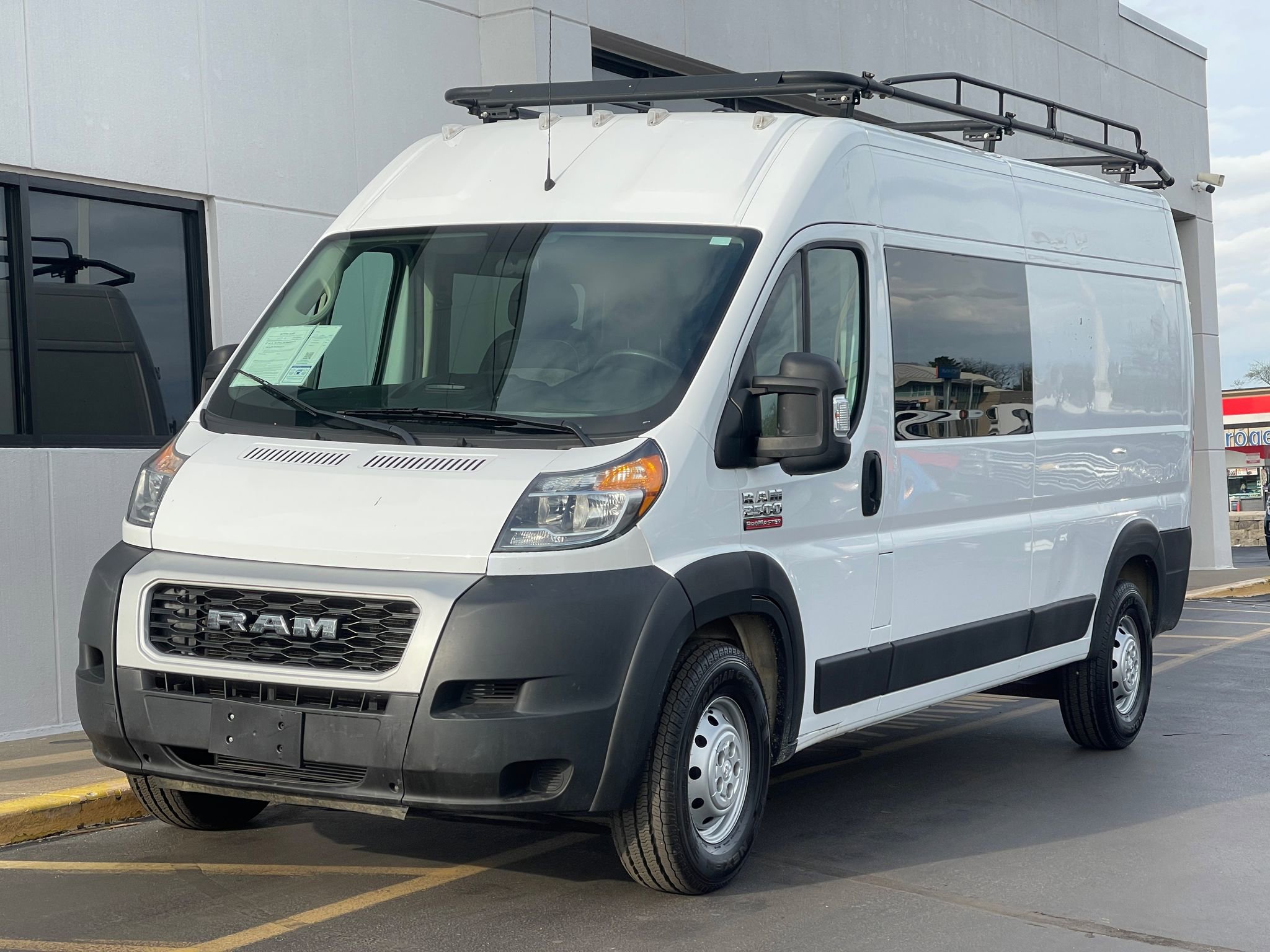 Used 2021 RAM ProMaster 2500 FWD image 3