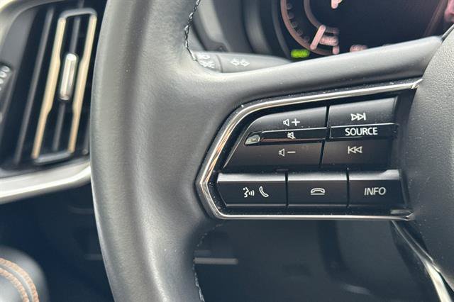 Certified 2025 MAZDA CX-70 Plug-In Hybrid w/ Premium Pkg AWD/4WD image 27