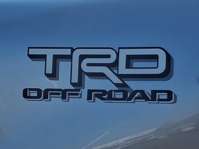 Certified 2024 Toyota Tacoma TRD Off-Road AWD/4WD image 33