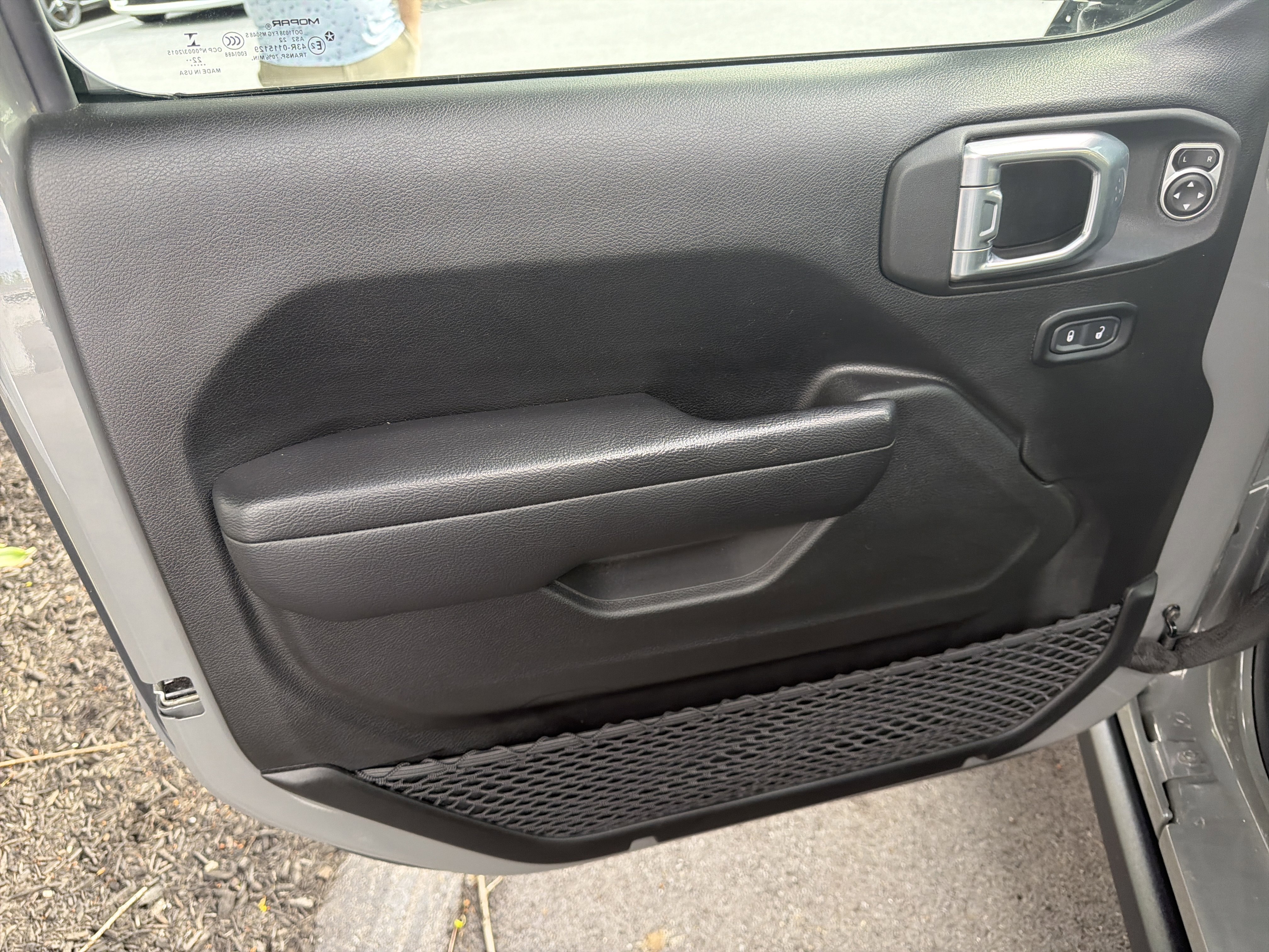 Used 2023 Jeep Gladiator Sport AWD/4WD image 15
