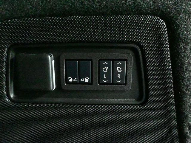 Used 2024 Cadillac Escalade Sport w/ LPO, ONYX Package image 53