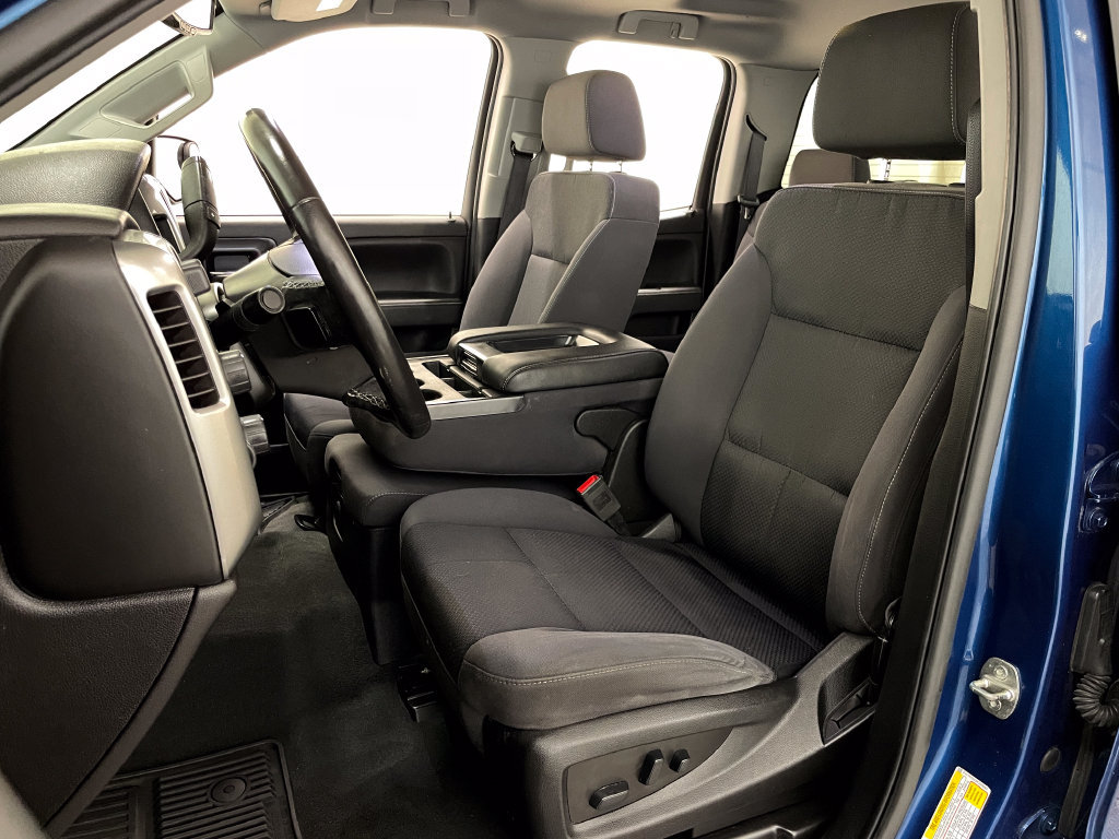 Used 2019 Chevrolet Silverado 1500 LT w/ All Star Edition AWD/4WD image 21