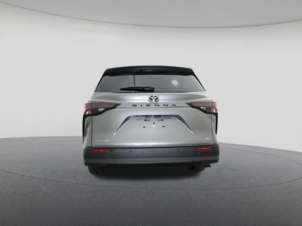 New 2026 Toyota Sienna XLE image 23