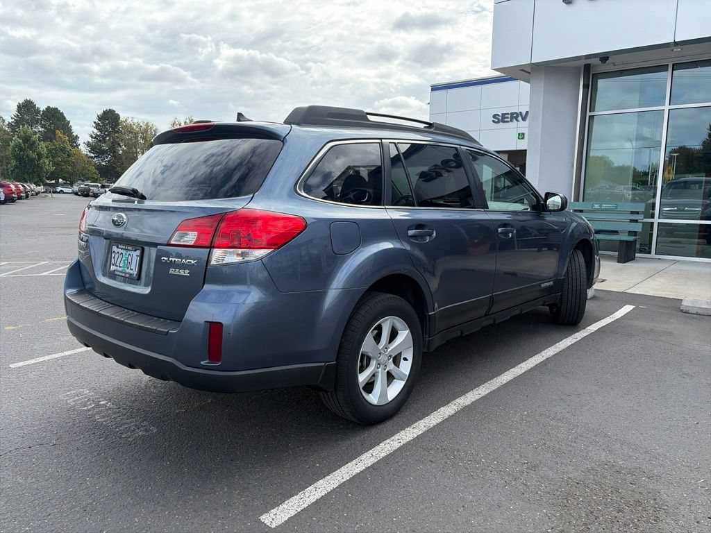 Used 2014 Subaru Outback 2.5i Premium AWD/4WD image 7