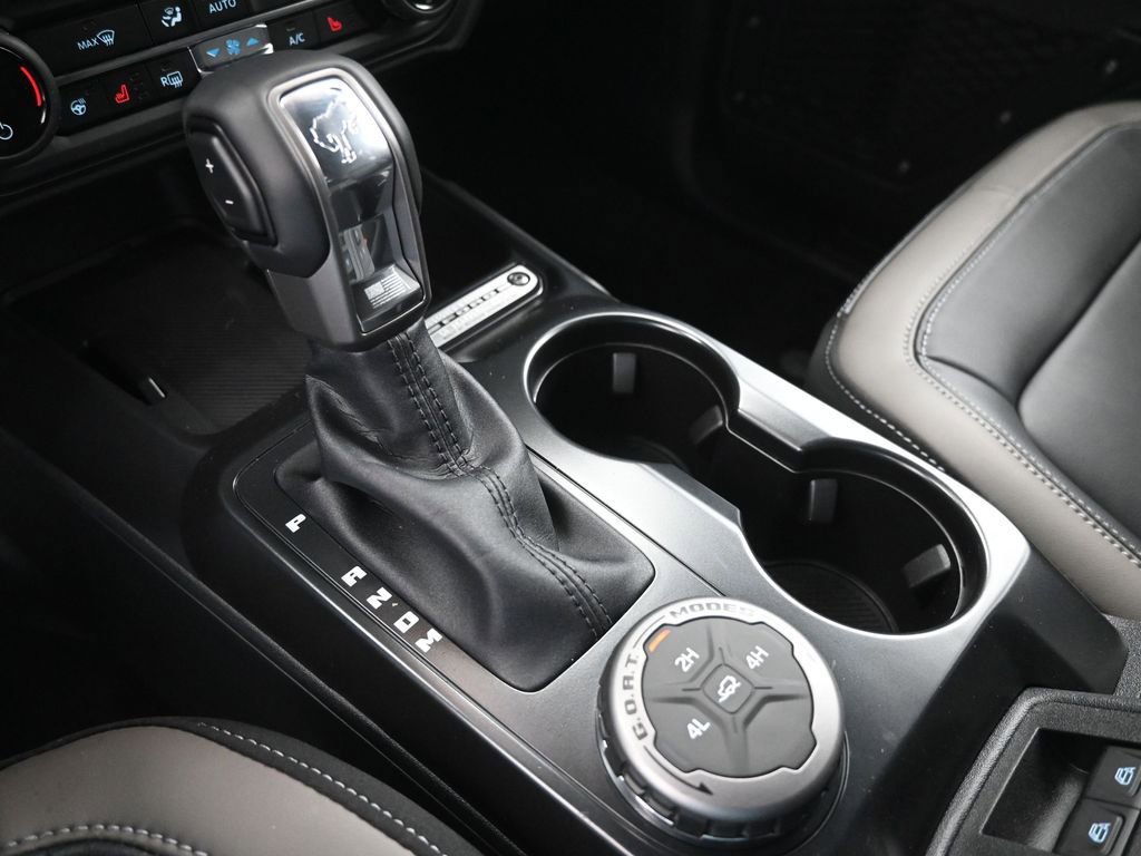 New 2026 Ford Bronco Outer Banks image 9