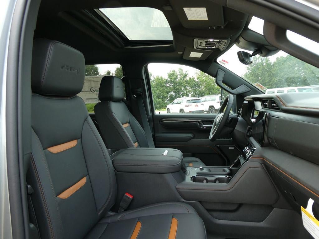 New 2026 GMC Sierra 2500 AT4 w/ AT4 Premium Plus Package AWD/4WD image 11