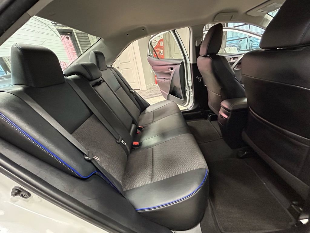 Used 2017 Toyota Corolla SE w/ Carpet Mat Package (TMS) image 42