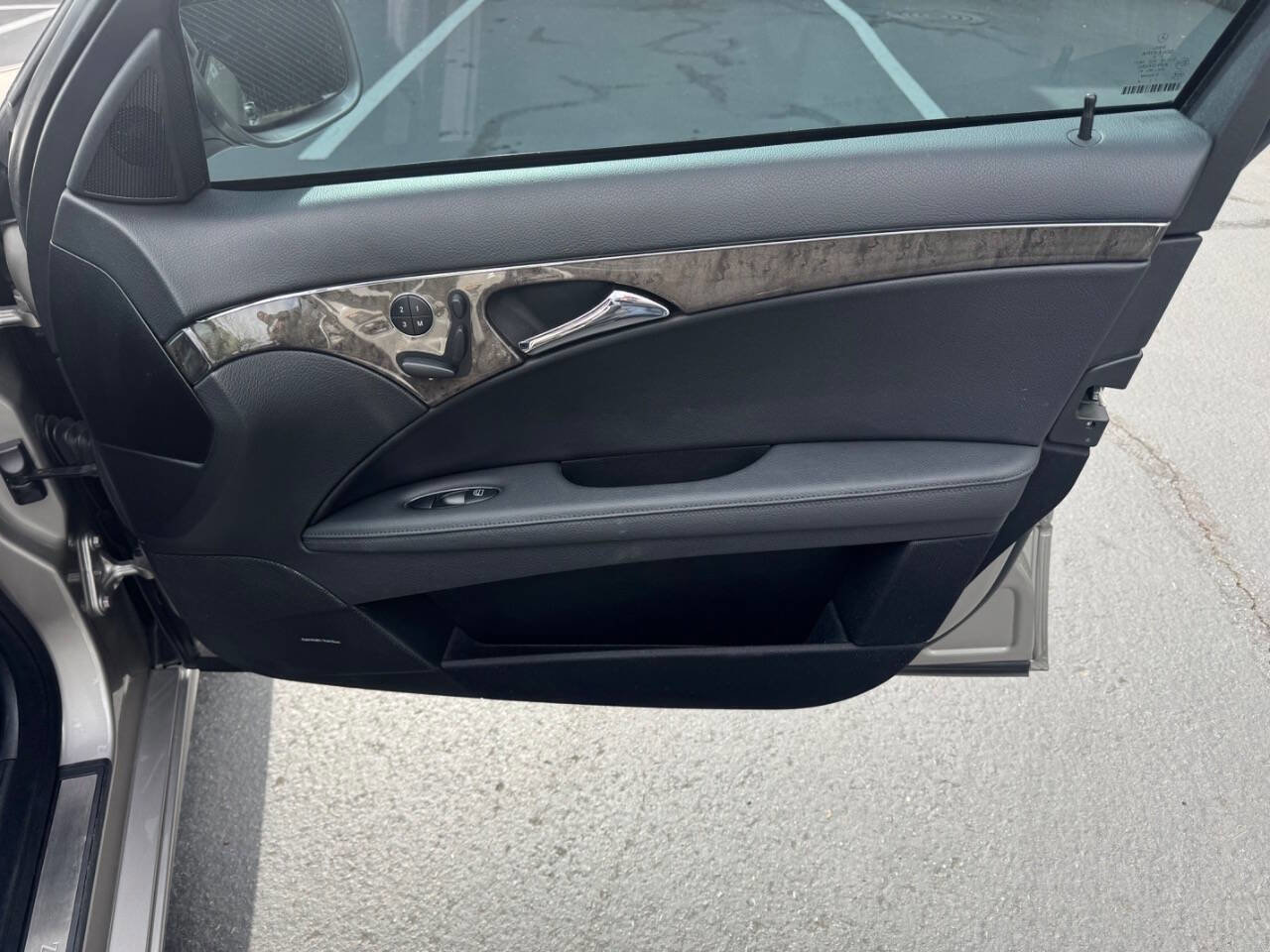 Used 2007 Mercedes-Benz E 350 Sedan image 17