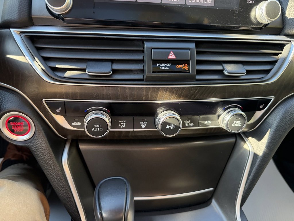 Used 2018 Honda Accord EX-L image 26