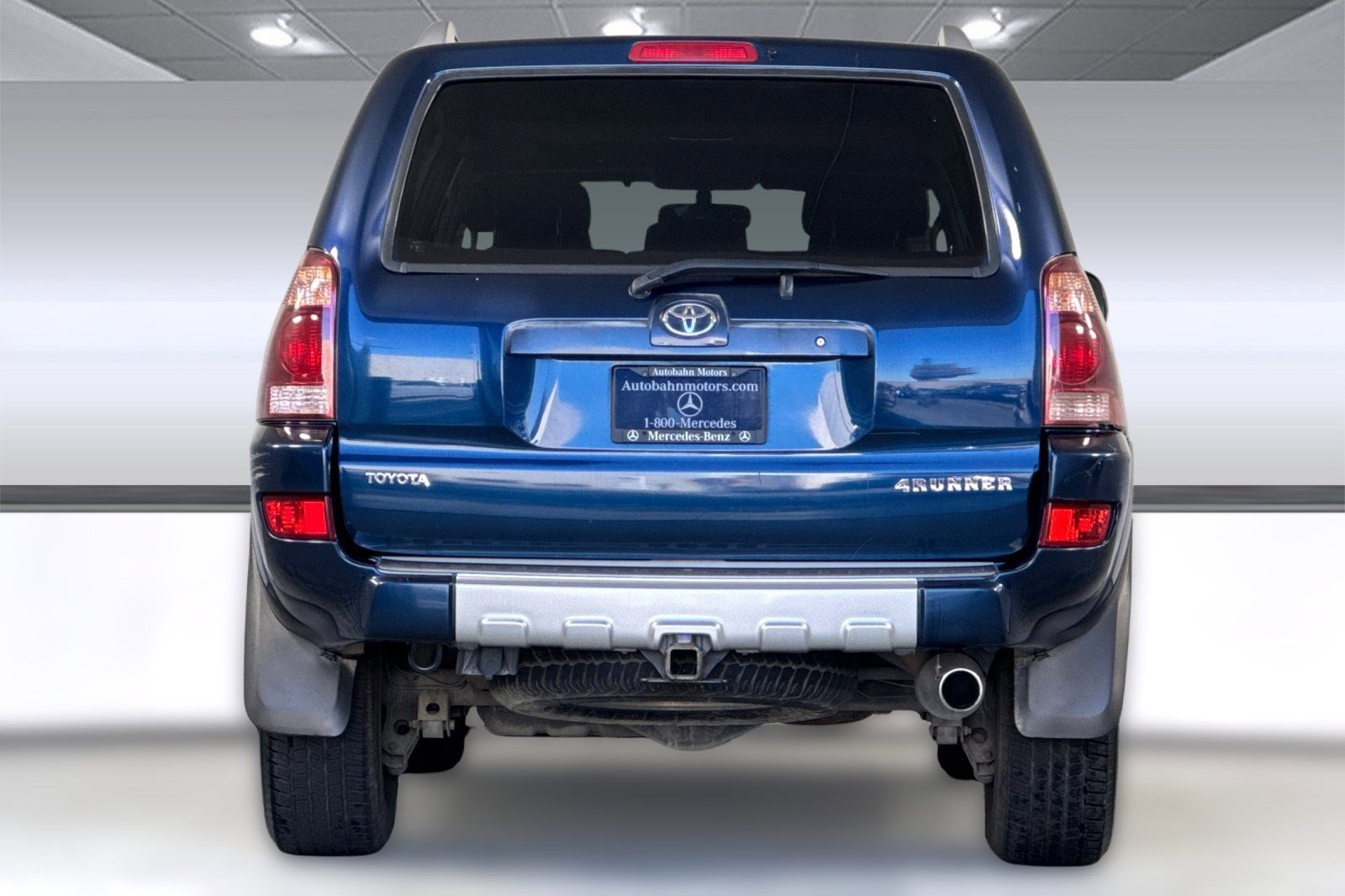 Used 2004 Toyota 4Runner SR5 image 9