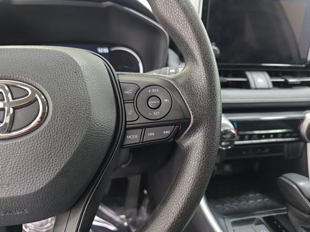 Certified 2025 Toyota RAV4 XLE AWD/4WD image 15