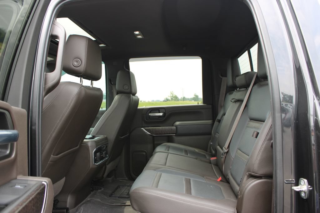 Used 2020 GMC Sierra 2500 Denali w/ Denali Ultimate Package AWD/4WD image 17