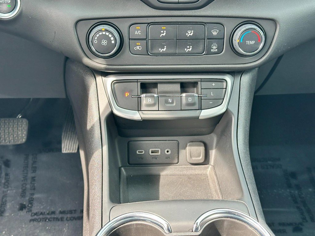 Used 2024 GMC Terrain SLE image 14