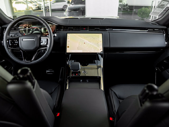 New 2026 Land Rover Range Rover Sport Dynamic SE AWD/4WD image 18