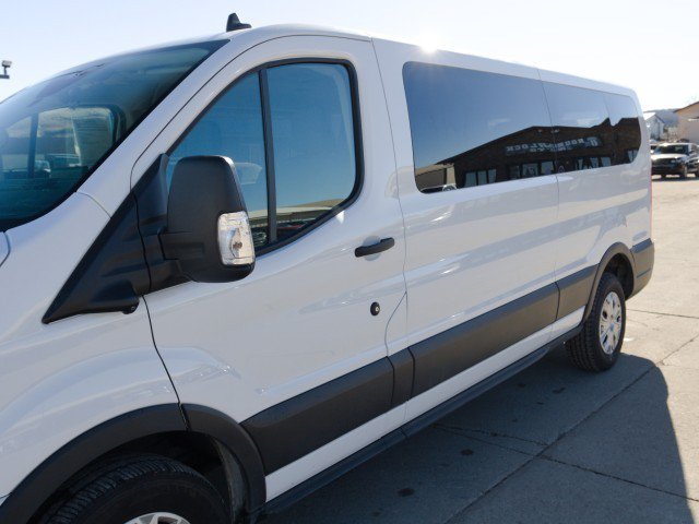 Used 2023 Ford Transit 350 XLT RWD image 7