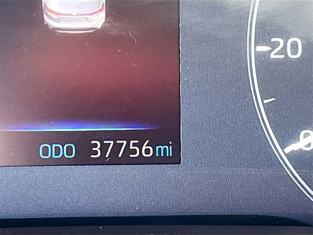 Used 2023 Toyota Corolla SE image 12