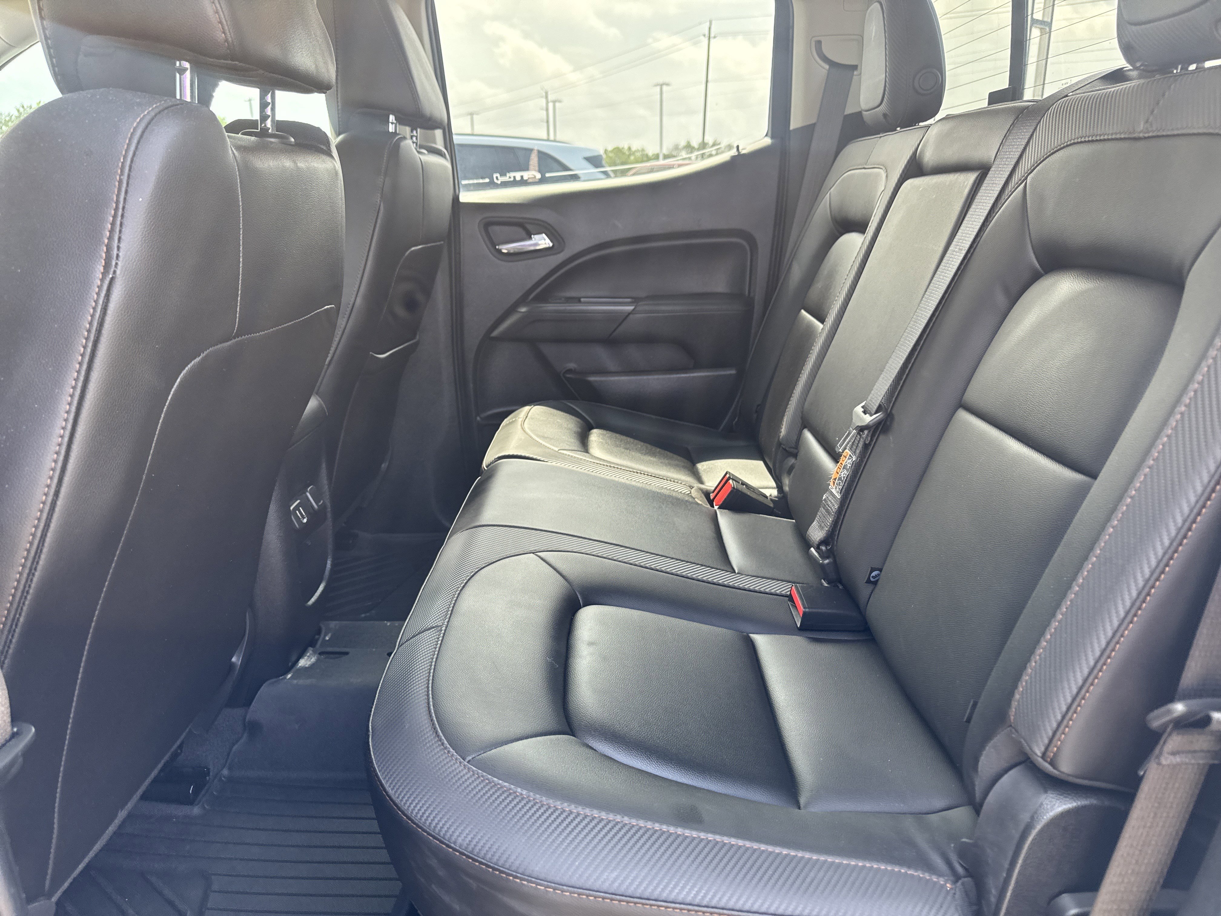 Used 2022 GMC Canyon AT4 w/ Trailering Package AWD/4WD image 30