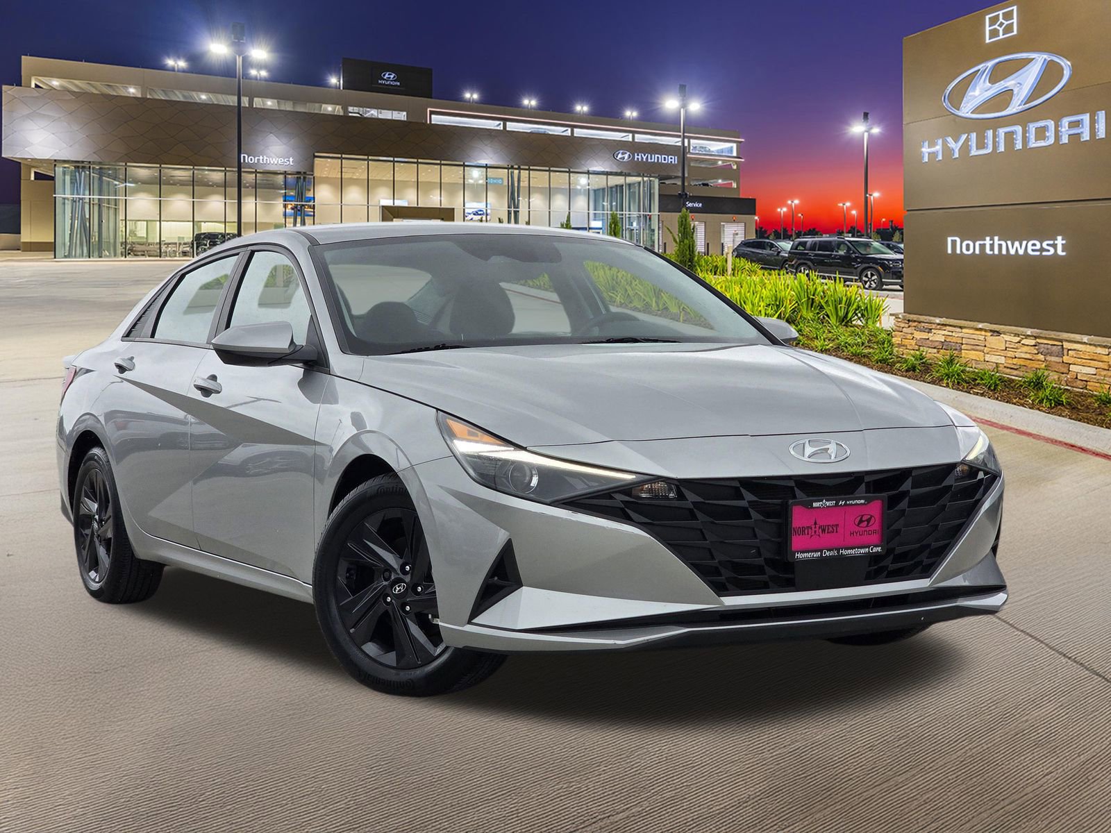 Certified 2022 Hyundai Elantra SEL w/ Convenience Package FWD image 3