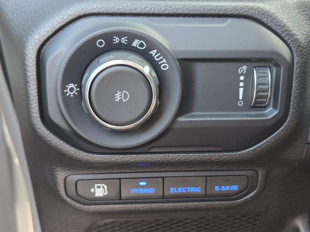 Used 2023 Jeep Wrangler Unlimited image 28