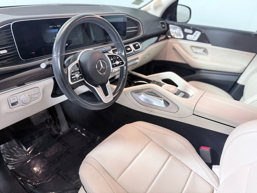Used 2022 Mercedes-Benz GLS 450 4MATIC image 16