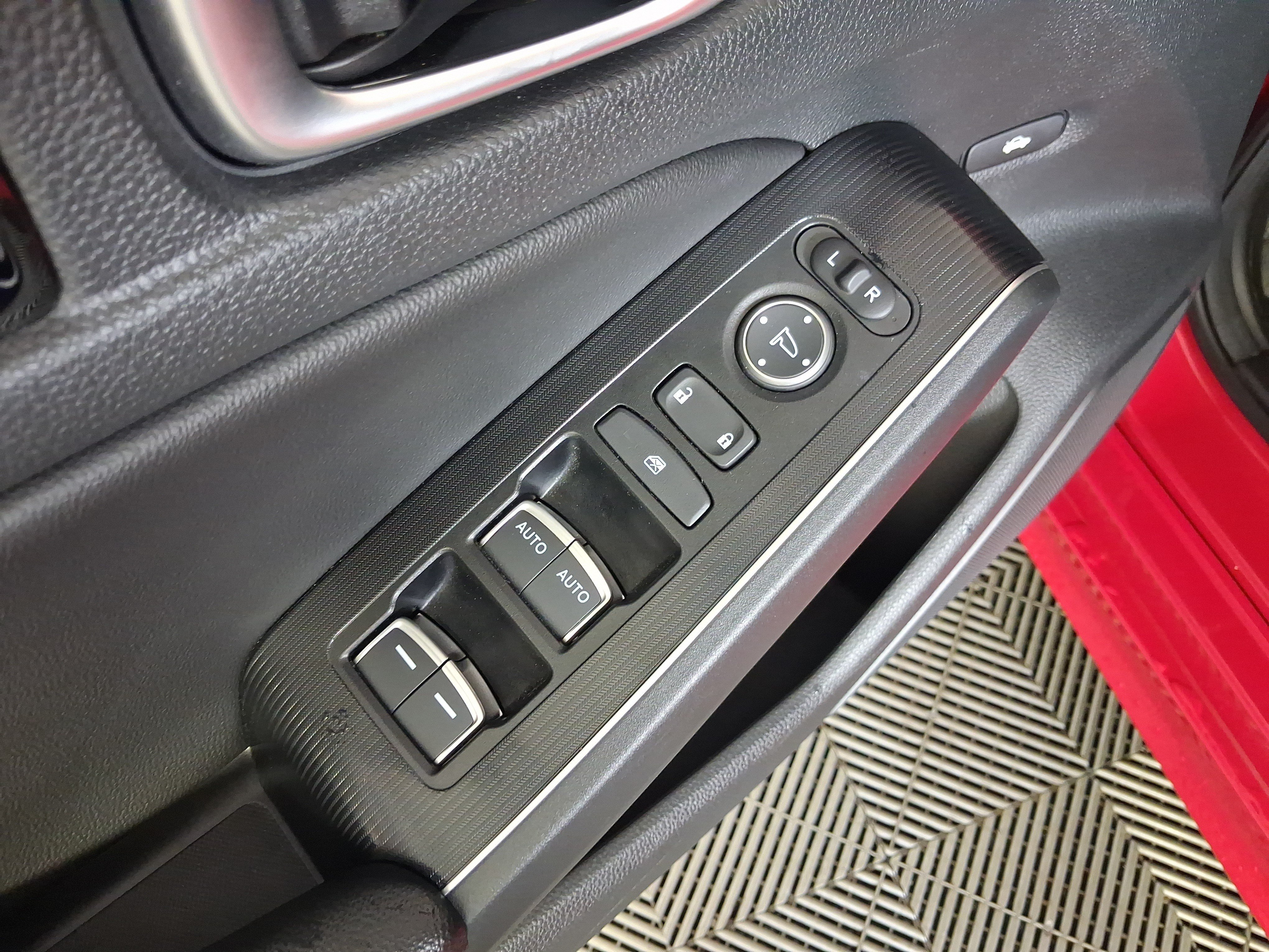 Used 2024 Honda Civic Touring image 15