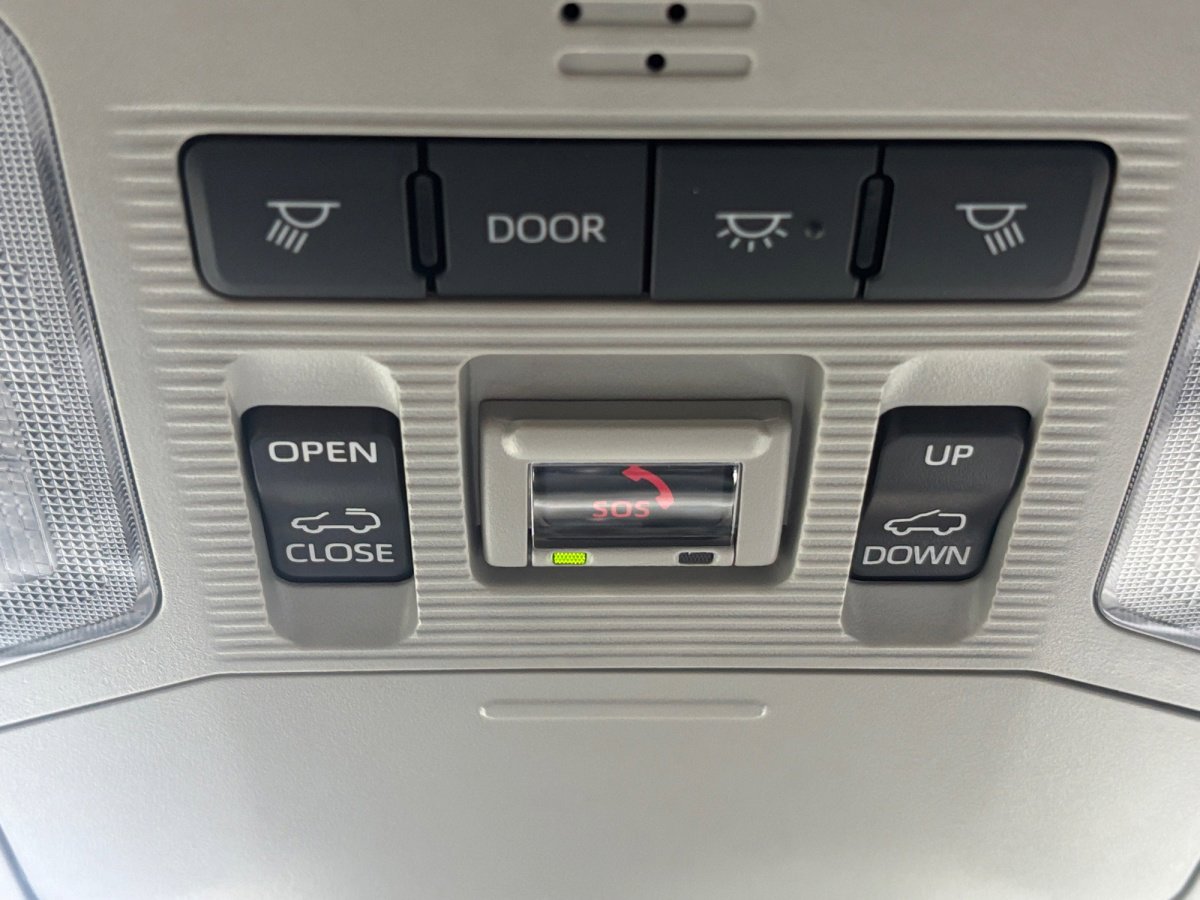 Used 2023 Toyota RAV4 XLE w/ Convenience Package FWD image 34