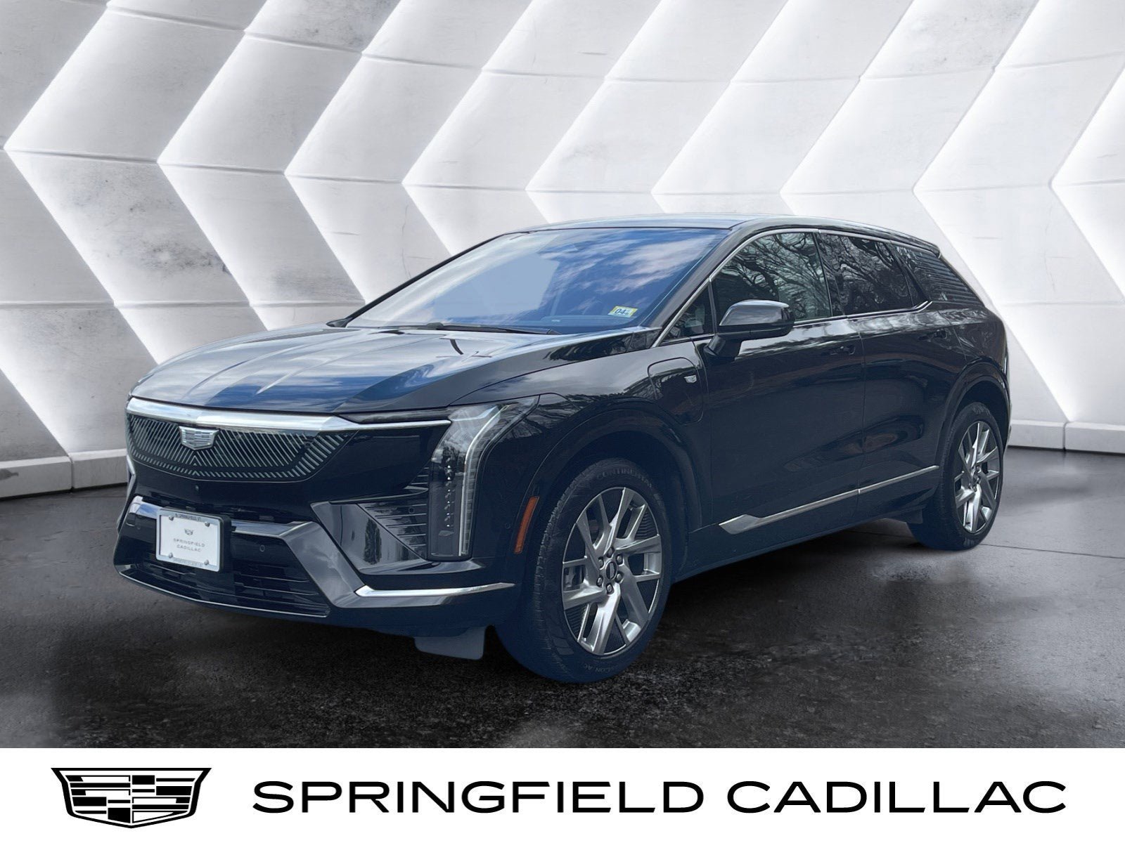 Used 2025 Cadillac Optiq Luxury 1
