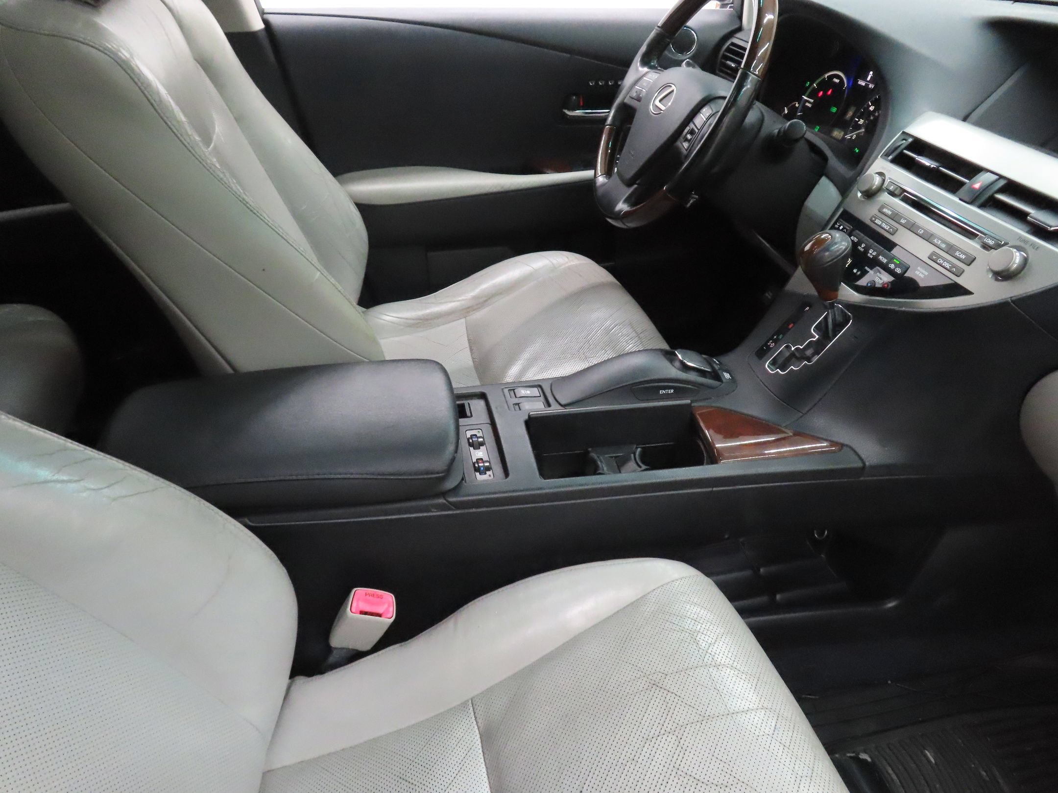 Used 2012 Lexus RX 450h FWD w/ Premium Pkg image 24
