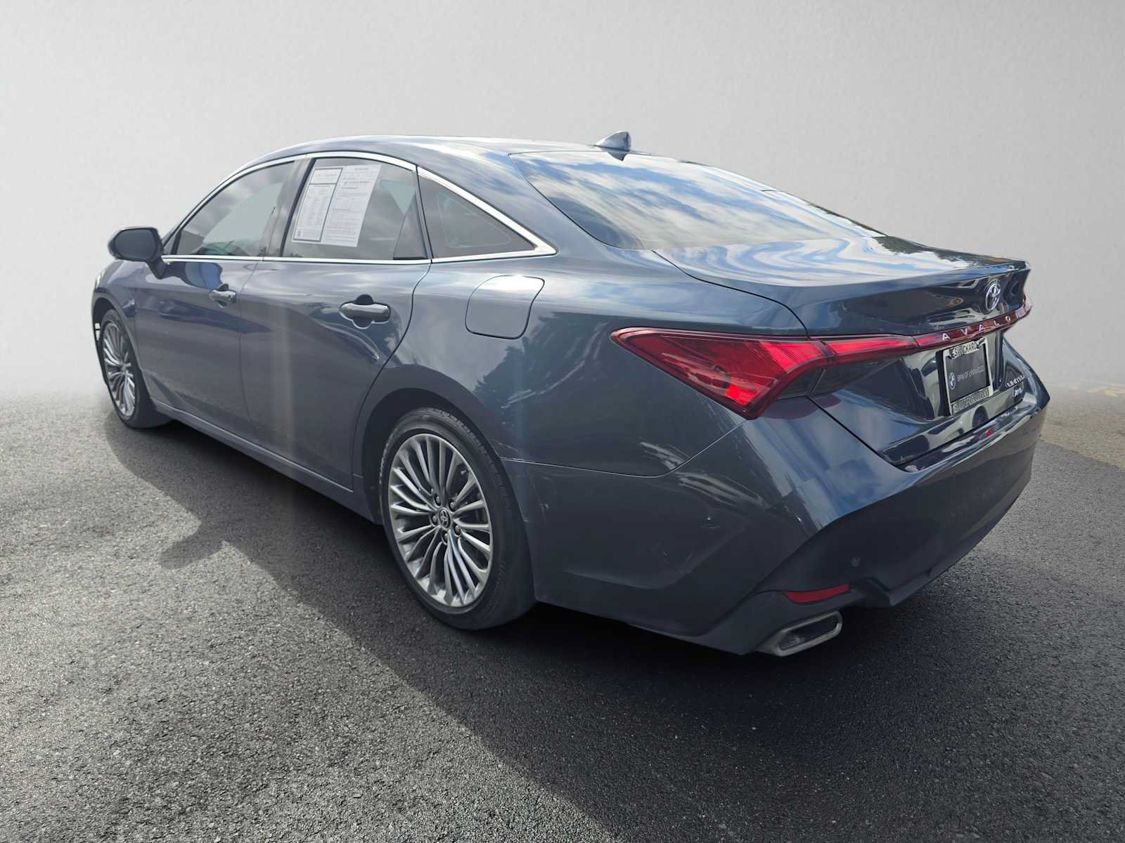 Used 2021 Toyota Avalon Limited w/ Advanced Safety Package AWD/4WD image 5