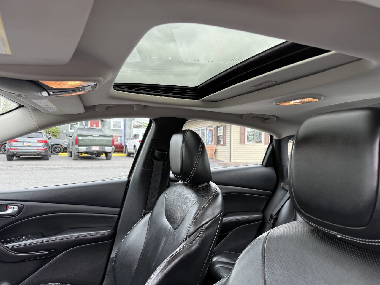 Used 2014 Dodge Dart Limited w/ Technology Group FWD image 23