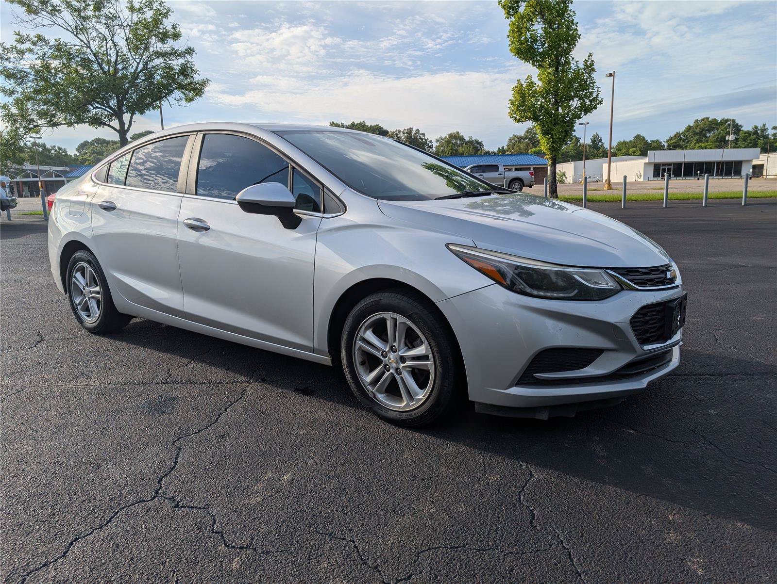 Used 2016 Chevrolet Cruze LT w/ Convenience Package FWD image 7