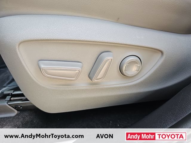 Used 2023 Toyota Highlander Platinum FWD image 14