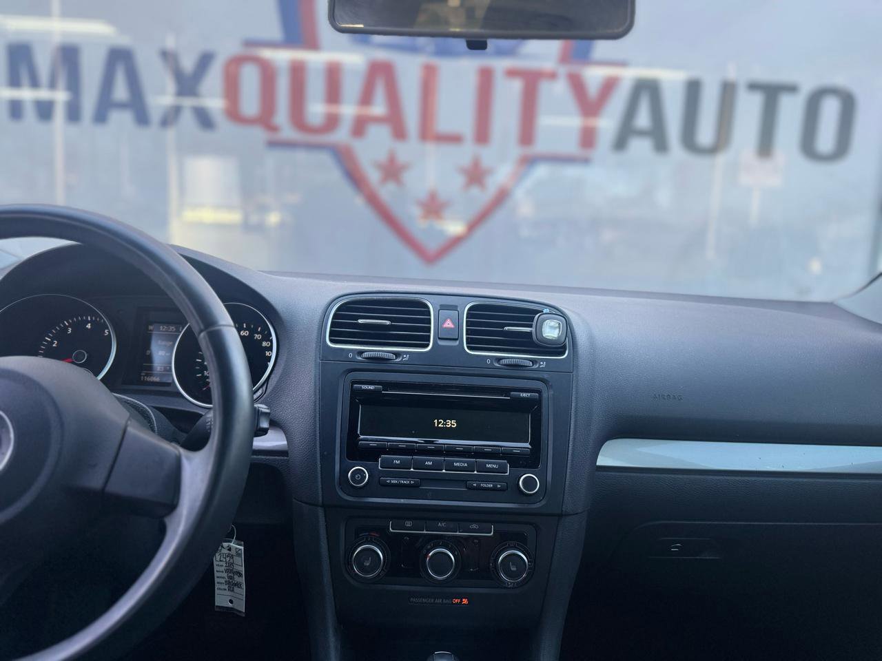 Used 2013 Volkswagen Golf 2.5L Conv & Sunroof 4 Door PZE image 37