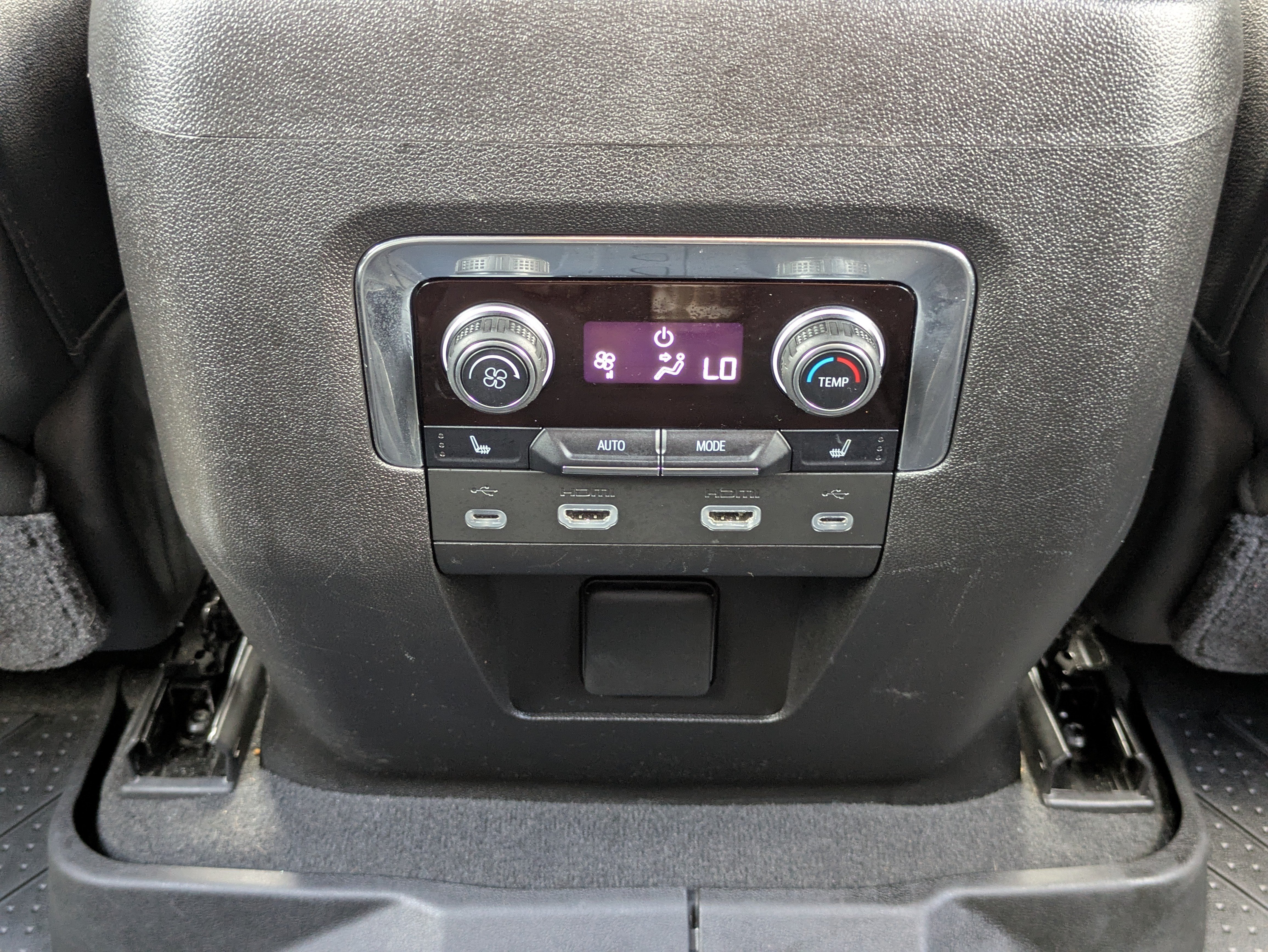 Used 2021 Chevrolet Tahoe RST w/ Luxury Package RWD image 34