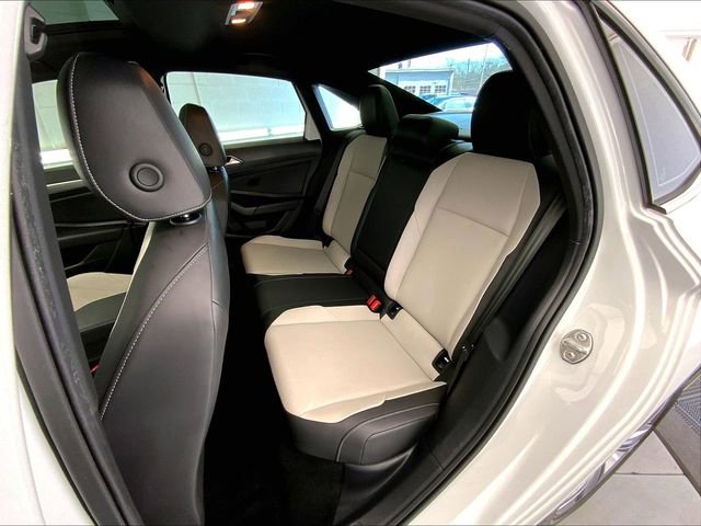 Used 2020 Volkswagen Jetta R-Line w/ R-Line Cold Weather Package image 26