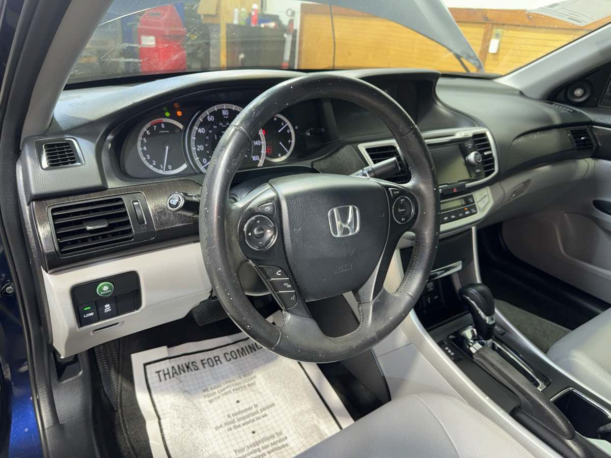 Used 2015 Honda Accord EX-L image 18