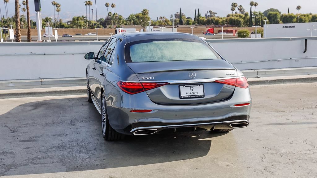 Used 2025 Mercedes-Benz S 580 4MATIC Sedan image 7