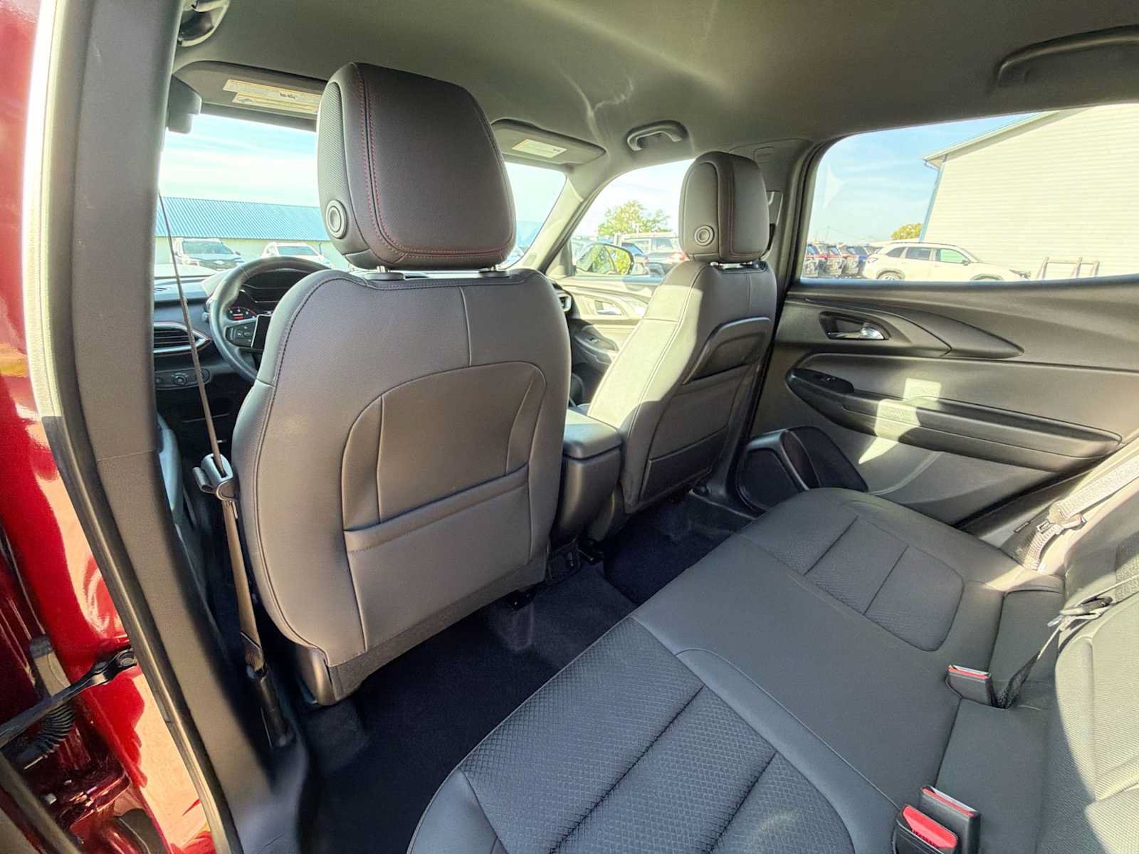 Used 2023 Chevrolet TrailBlazer RS w/ Convenience Package AWD/4WD image 15