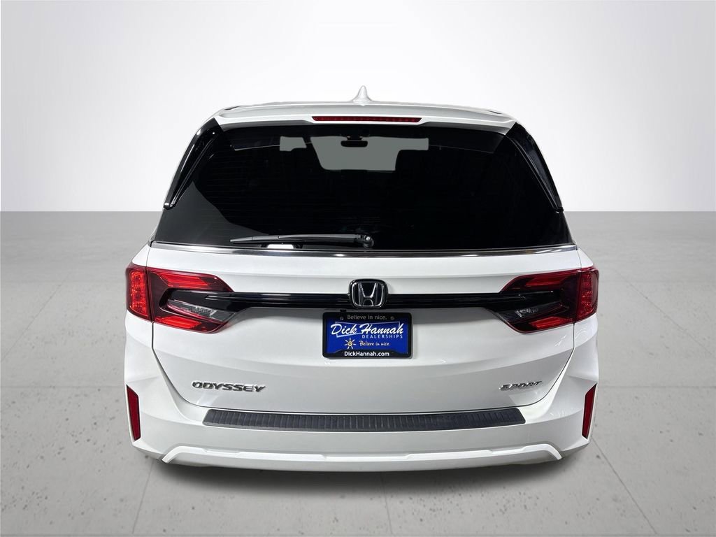 Certified 2025 Honda Odyssey Sport-L image 8